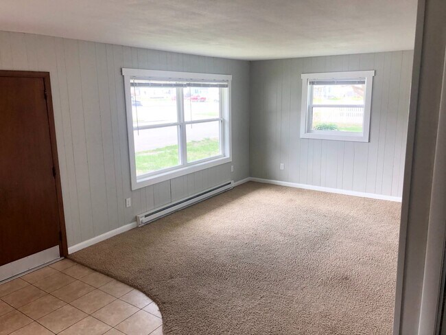 Foto del edificio - 719-721 E. Monroe