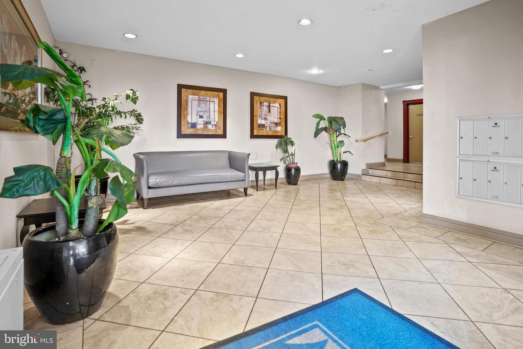 Foto principal - 1005 Chillum Rd