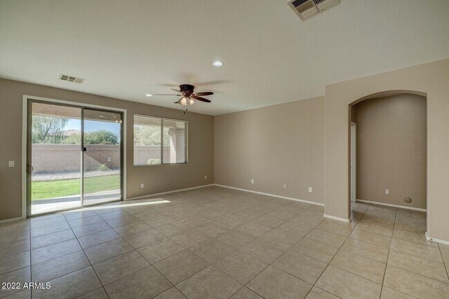Foto del edificio - 11504 N 146th Ave