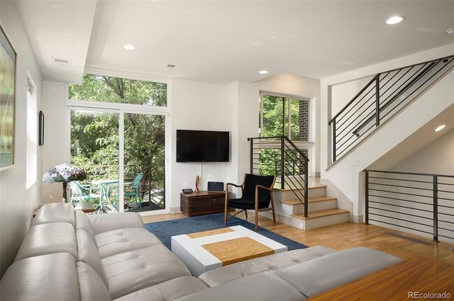 Photo - 2224 E 21st Ave Townhome