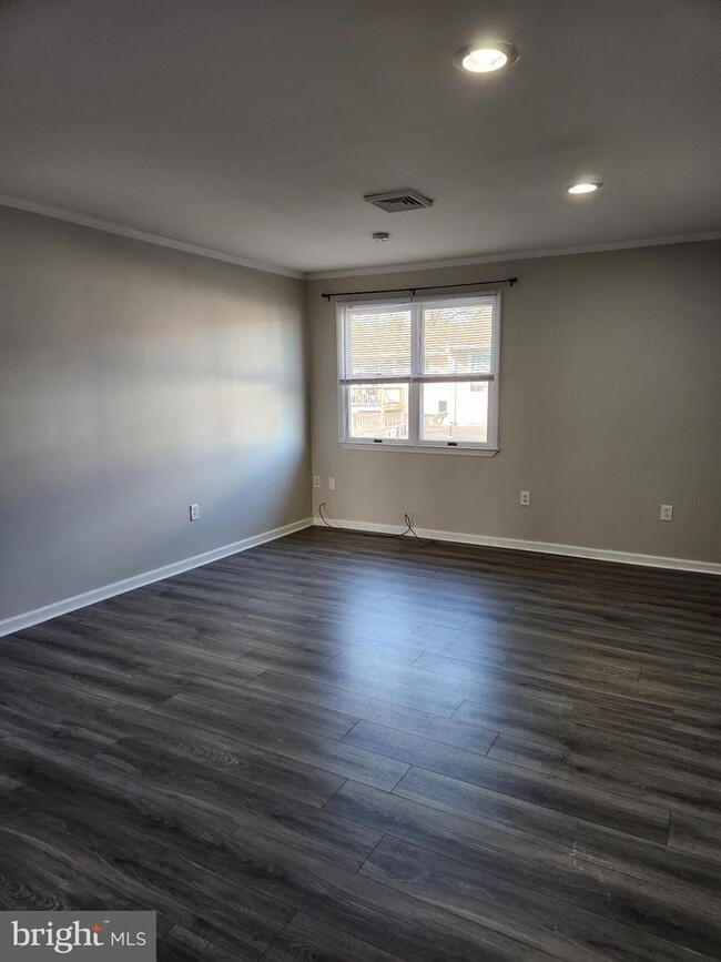 Building Photo - 1529 US-206