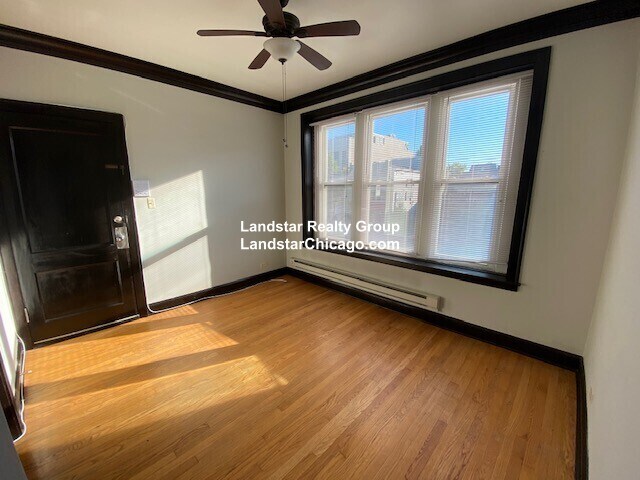 Building Photo - 3034 N Ashland Ave