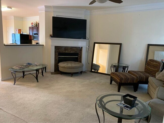 ¡Sala de estar - 6894 Slate Stone Way SE
