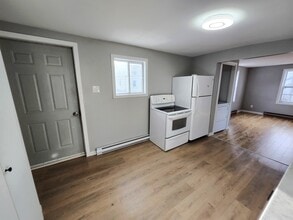 Building Photo - 156 Ludlow St