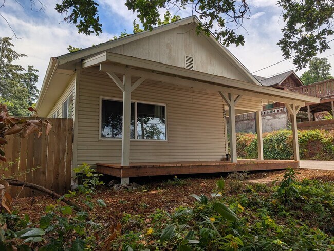 Foto del edificio - Great 3 bed/1bath home in Springfield!