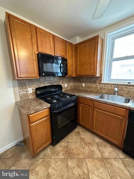 Foto del edificio - 2525 1/2 Edgemont Street Unit