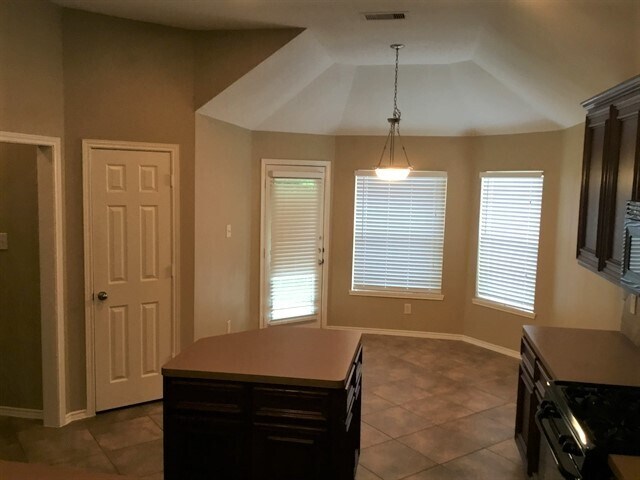 Foto del edificio - 2411 Morgan Ridge Ln