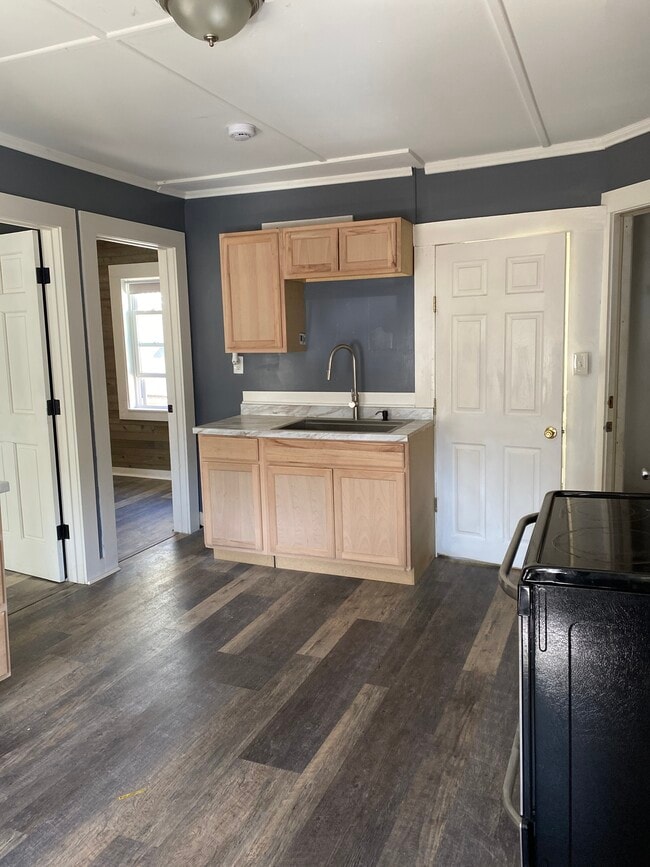 Building Photo - 50 W Bow St