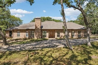 Building Photo - 2920 Burney Ln