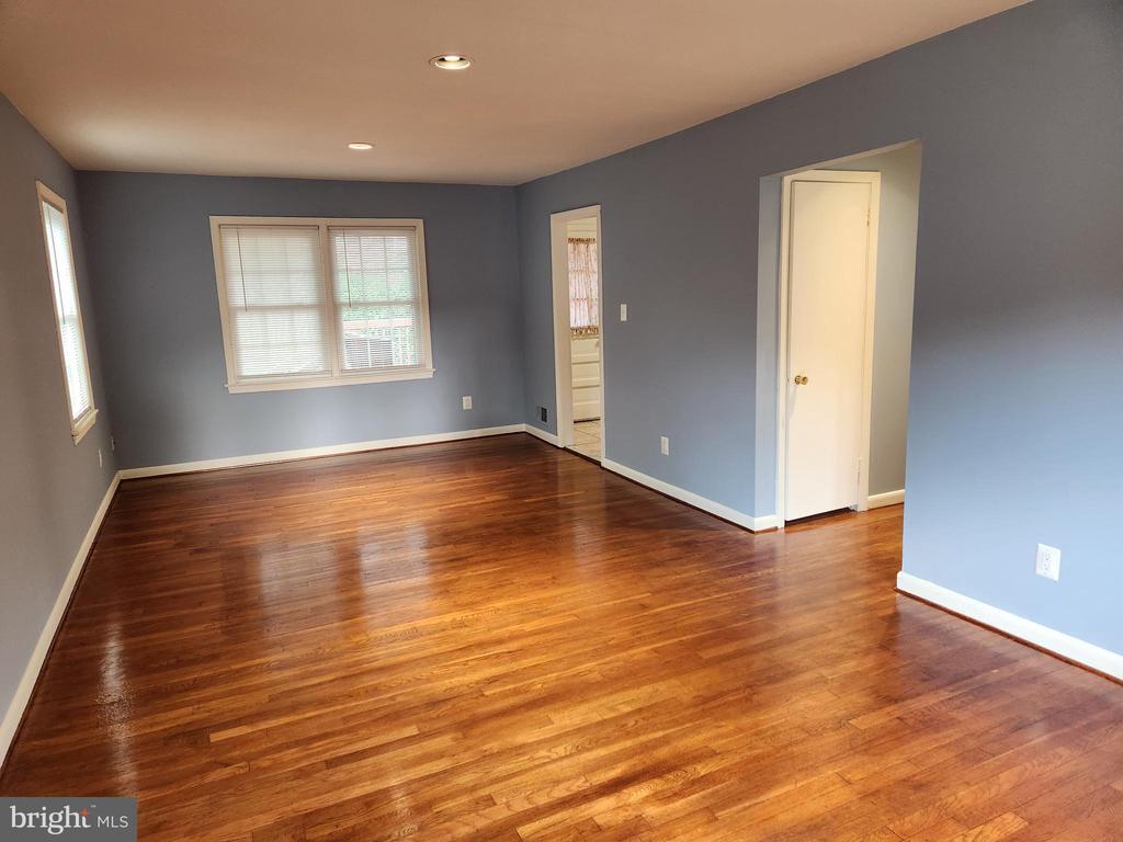 Foto principal - 13111 Parkland Dr