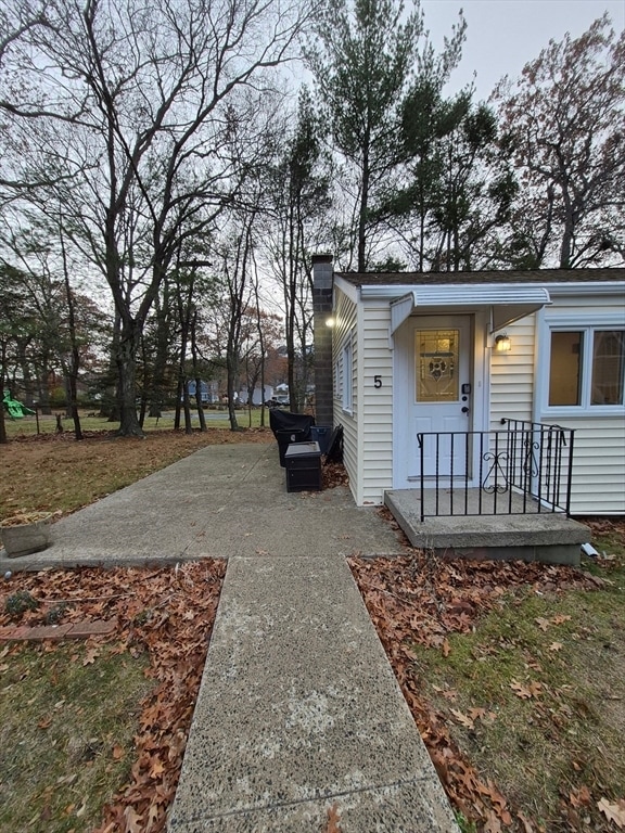 Foto del edificio - 5 Lakeview Ave