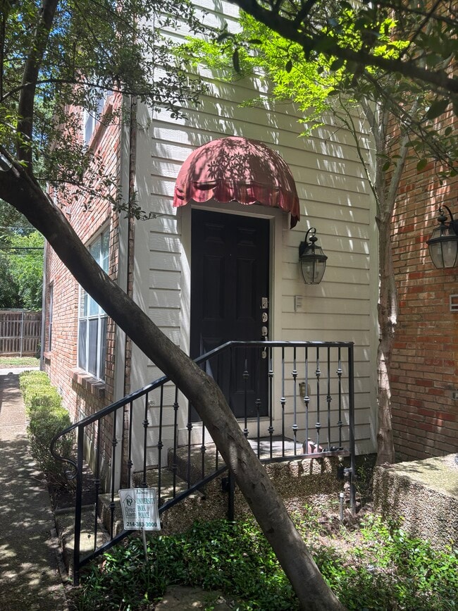Building Photo - 3412 McFarlin Blvd