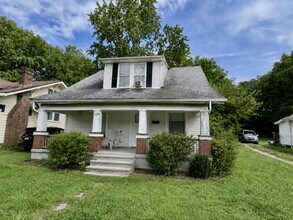 Building Photo - 119 Westwood Dr