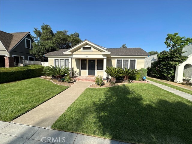 Primary Photo - 283 N Harwood St