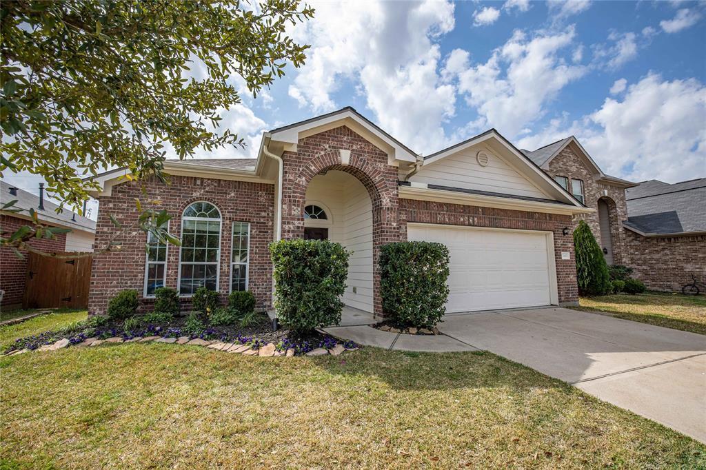 Foto principal - 24415 Hikers Bend Dr