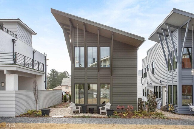 Building Photo - 147 Ravenhurst Ln