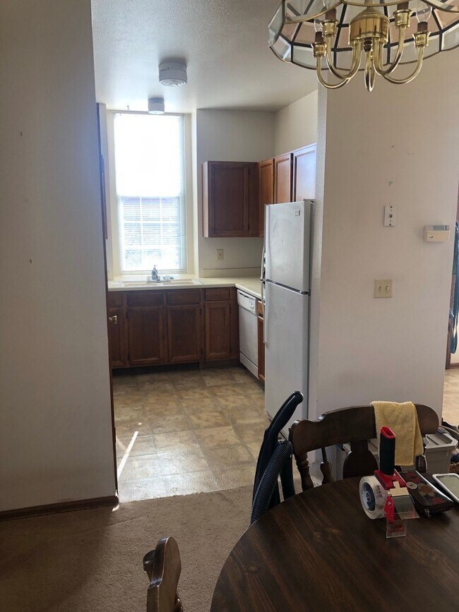 Foto del edificio - COZY 3 Bed 1.5 Bath Single Family home in ...