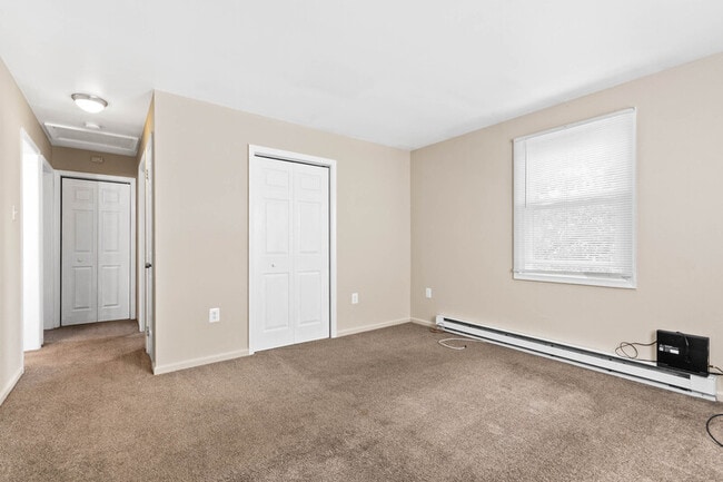 Building Photo - 500 Hessian Ave
