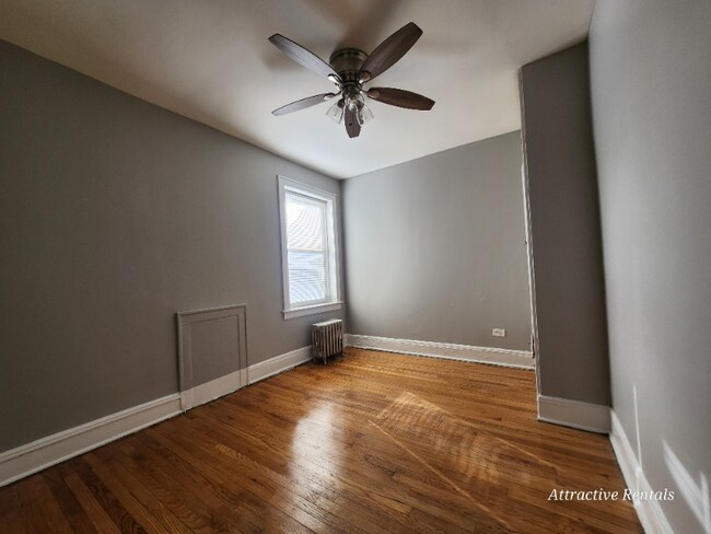 Foto del edificio - 5911 W Huron St