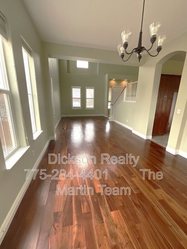 Building Photo - 2810 Halo Dr