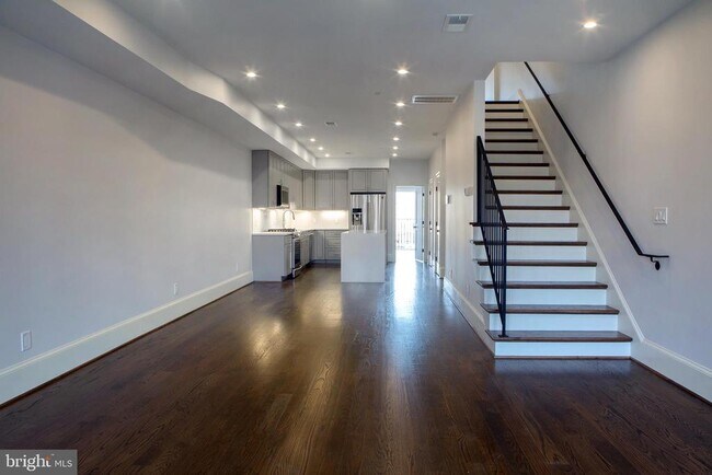 Building Photo - 1909 13th St NW