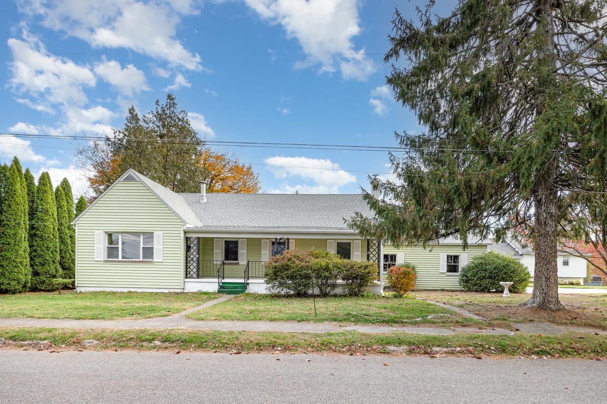 Primary Photo - 536 Lansvale St