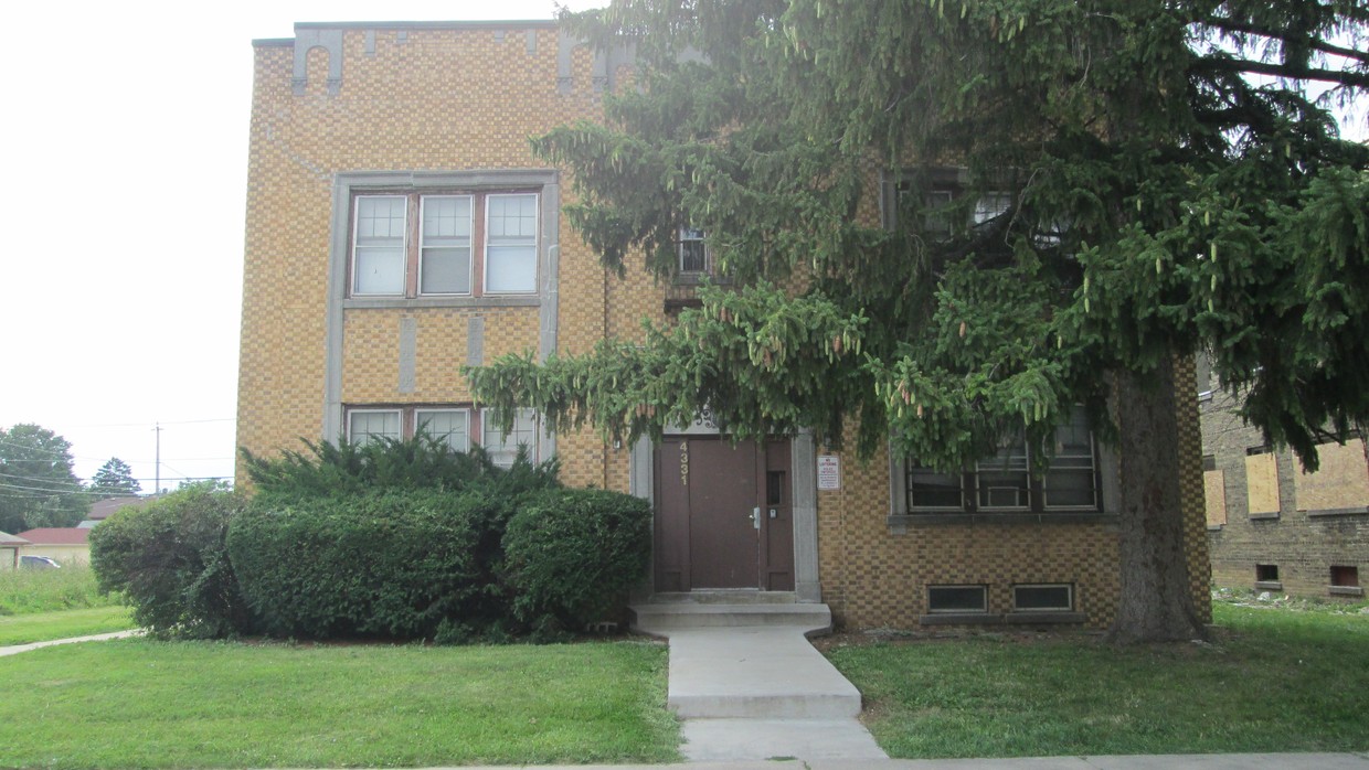 Primary Photo - 4331 N 27th St