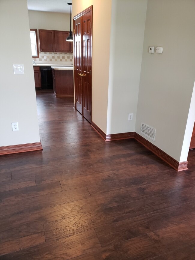 Foto del edificio - 7322 Lavender Ln