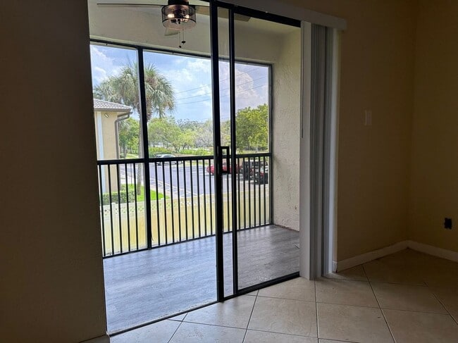 Foto del edificio - 11688 NW 45th St