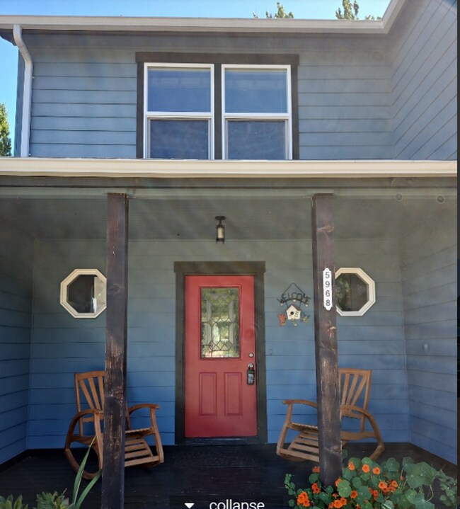 Building Photo - Spacious Two Story, 4 Bedroom, 4 Bathroom ...
