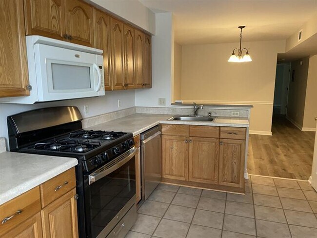 Foto del edificio - 1514 Oakridge Ct