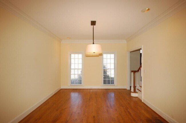 Foto del edificio - 105 View Hill Ct