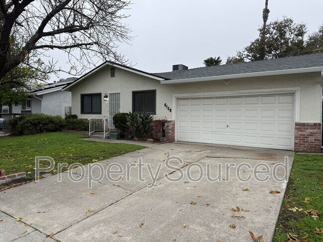 Foto del edificio - 6138 Greenfield Ln