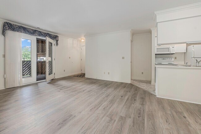Foto del edificio - 16507 Woodlane