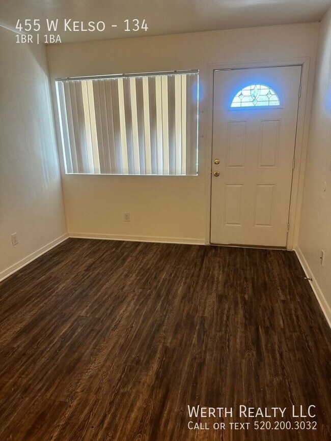 Building Photo - 1 bed/1 bath in gated community!