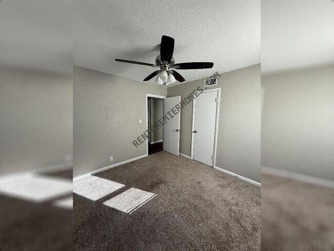 Foto del edificio - 3121 N Lindsay Ave