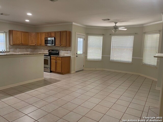 Building Photo - 2443 Cove Hill