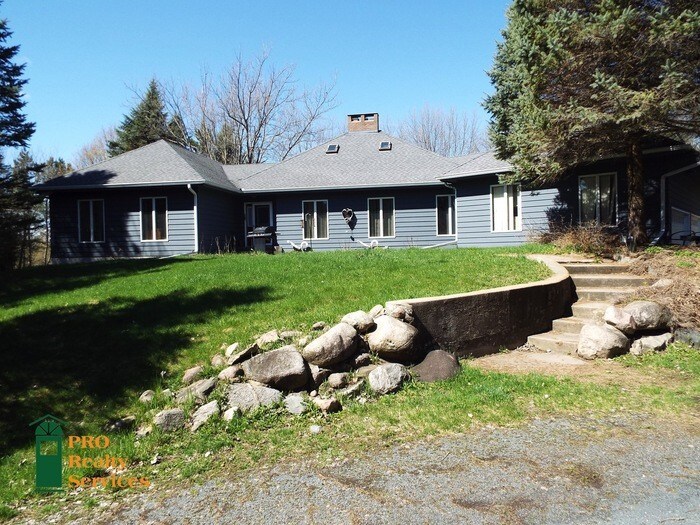 Primary Photo - 2885 Lake Sarah Rd