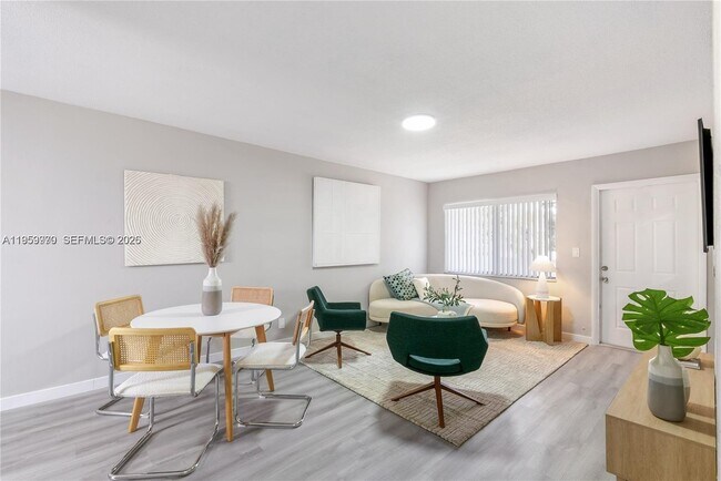 Foto del edificio - 500 SE 22nd St