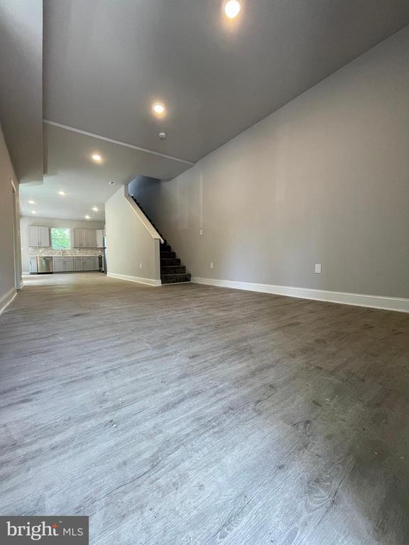 Primary Photo - 1735 Gorsuch Ave