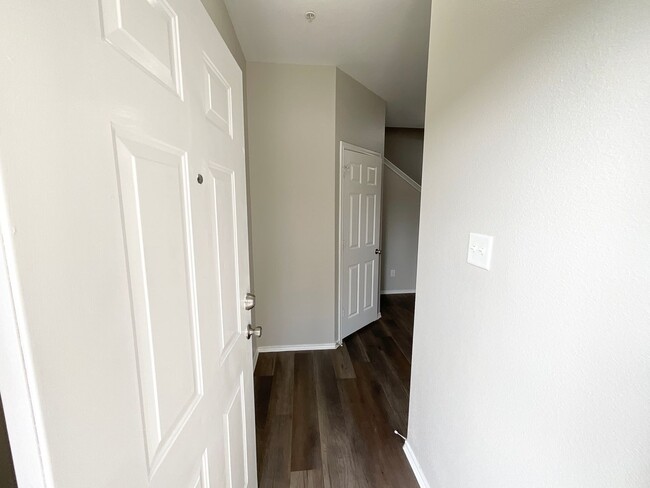 Building Photo - Lovely 2-story | 3-bedroom | 2.5-bath town...