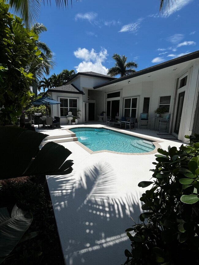 Terraza de la piscina con vistas al oeste - 38 Lake Eden Dr