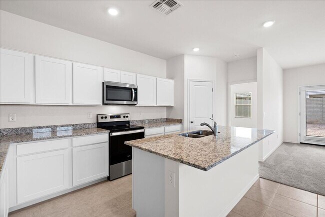 Building Photo - 8129 S 63rd Dr