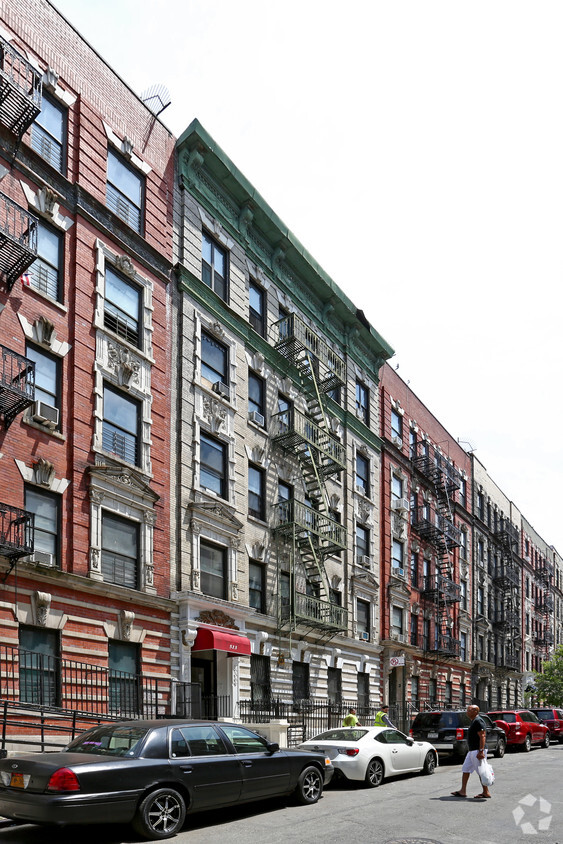 Building Photo - 513 W 134th St