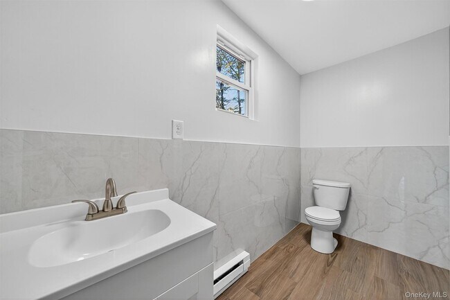 Foto del edificio - 12 N Church St