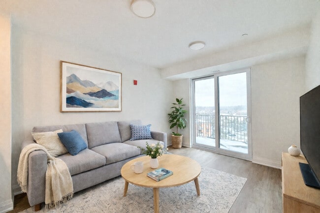 Building Photo - Brightwood