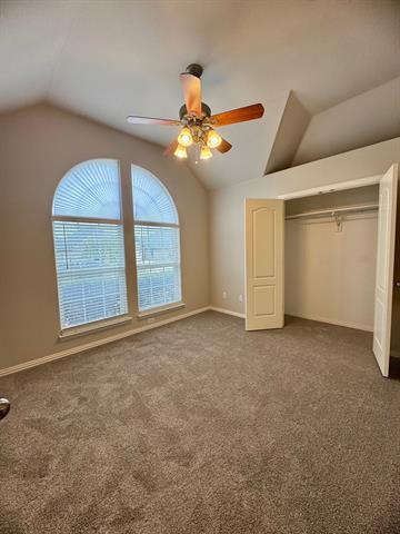 Building Photo - 9133 Winding River Dr