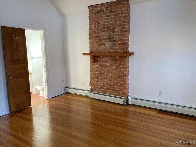Foto del edificio - 451 Franklin St