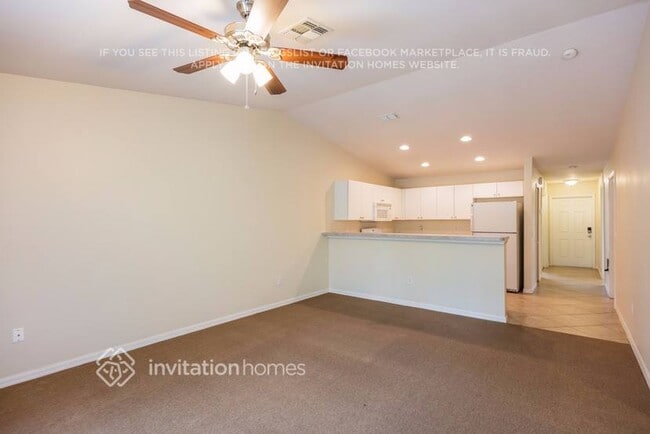 Foto del edificio - 2422 Joe Ave S