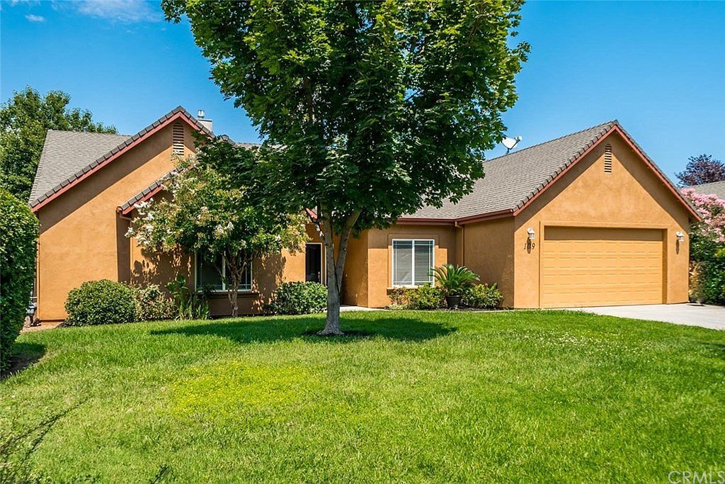 Foto principal - 109 Sterling Oaks Dr